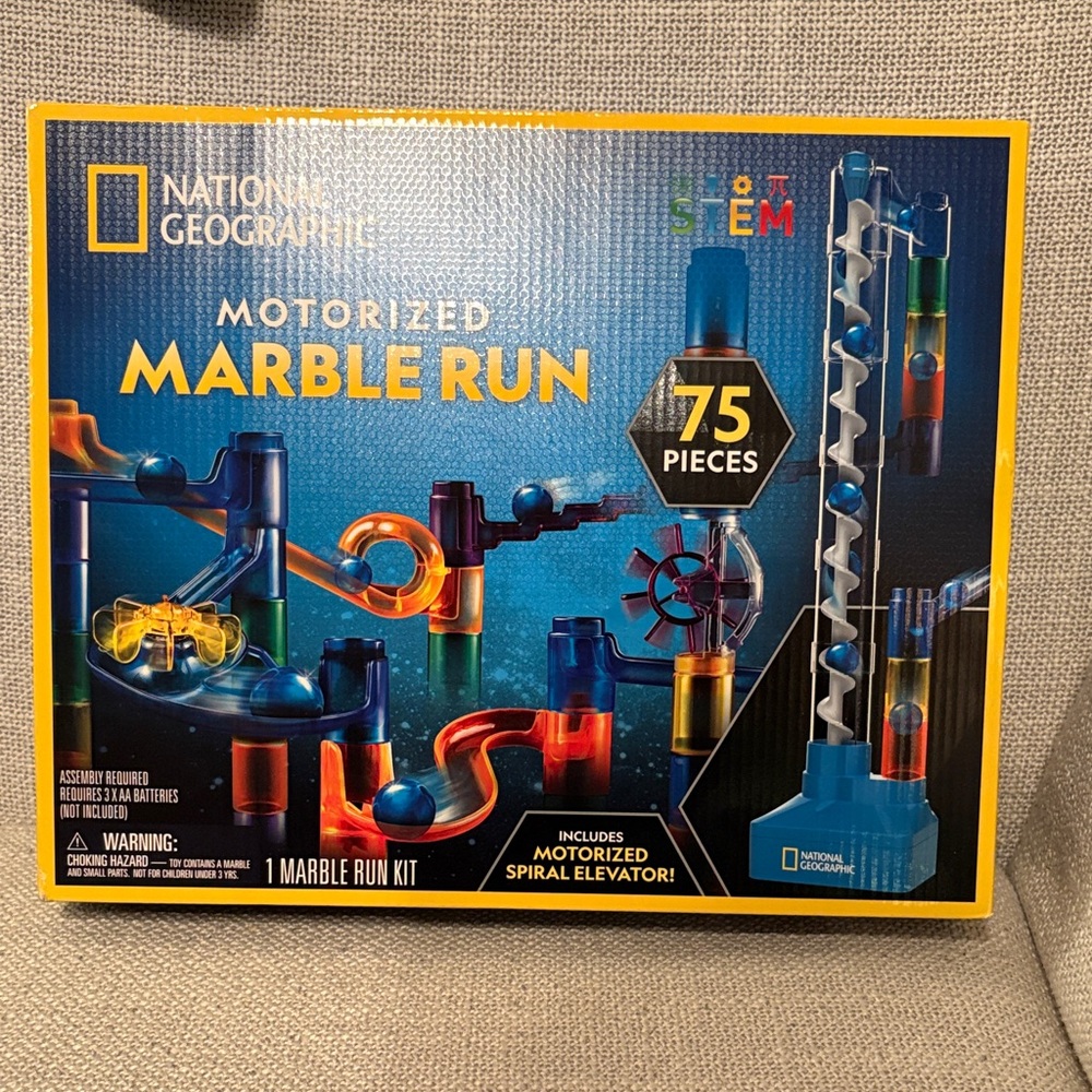 National Geographic Motorized Marble Run - Blue, Red, and Yellow